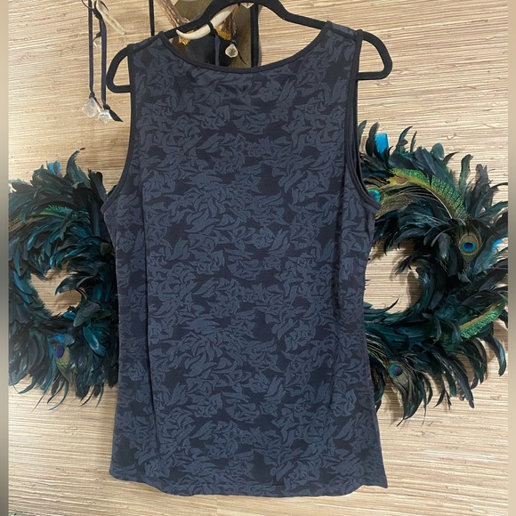 Harley Davidson ladies large sleeveless top. - Picture 9 of 10